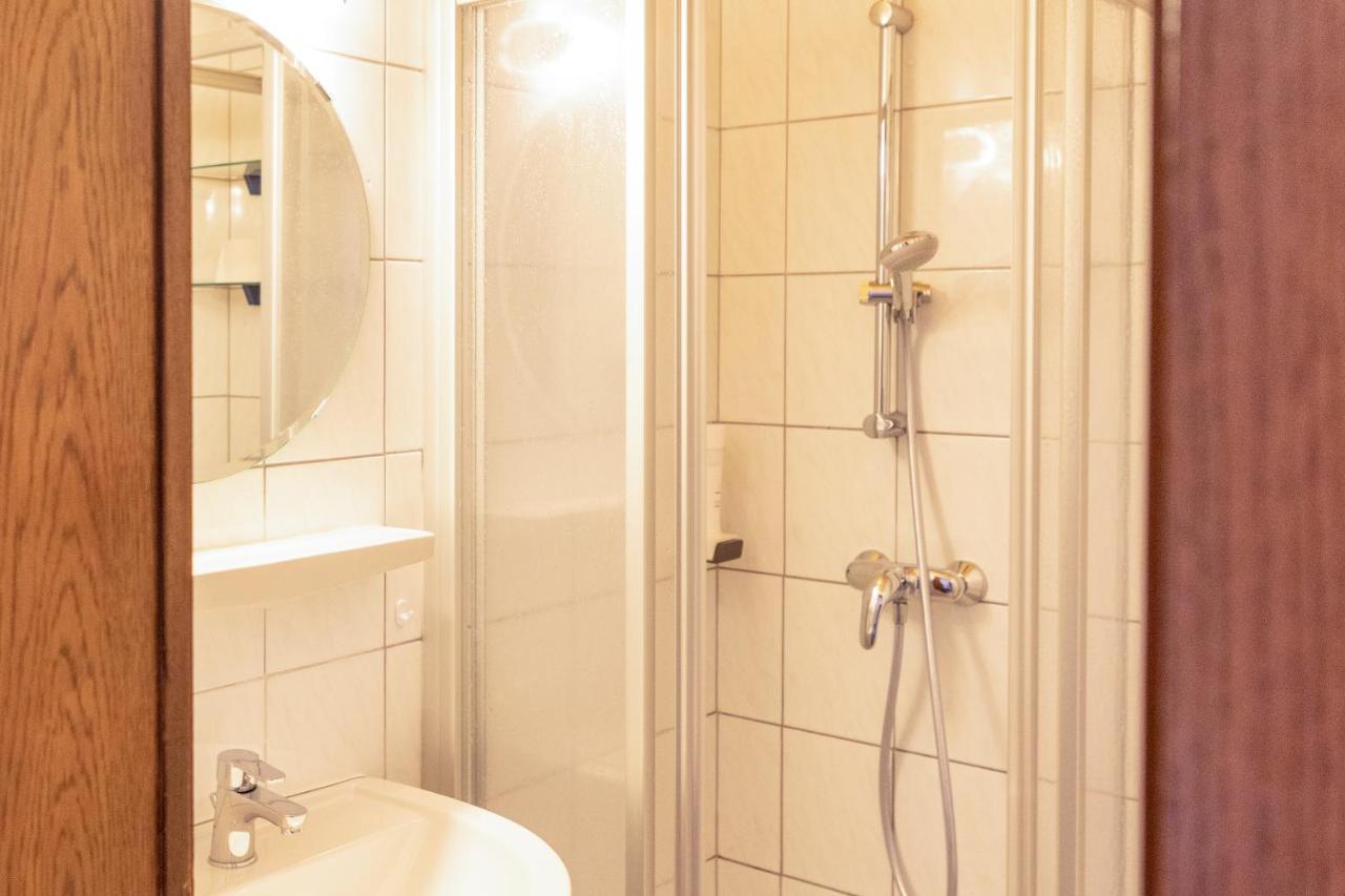 Gaestehaus Johanna Self-Check-In Kitzbuhel Room photo